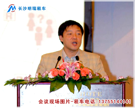 Chinagrid專家組組長(zhǎng)、華中科技大學(xué)教授金海